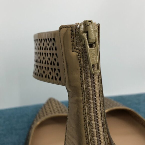 J.Crew Gold Perforated Pointed Toe Ankle Strap Natasha Mirror Metallic Heels 7 - Picture 13 of 15